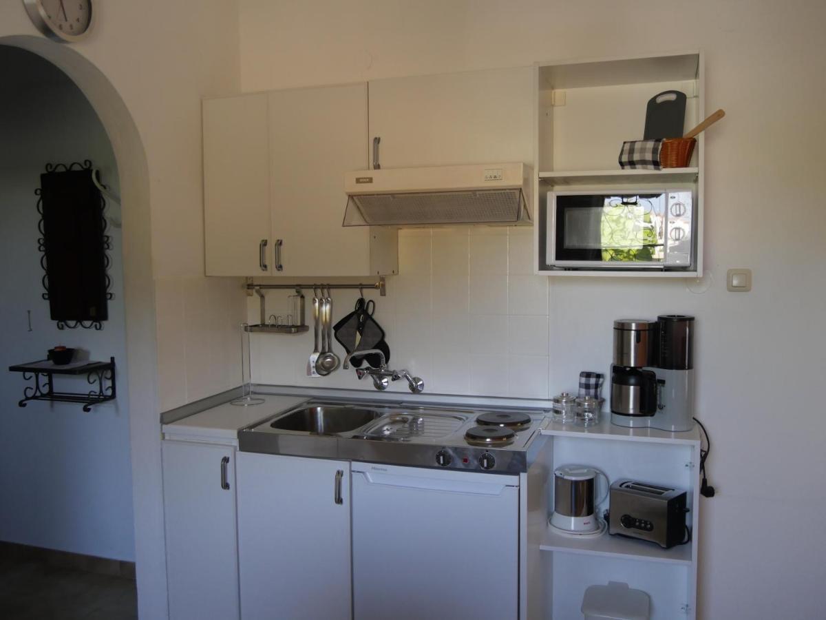 Helios-Rhodos-Apartments Koskinou  エクステリア 写真
